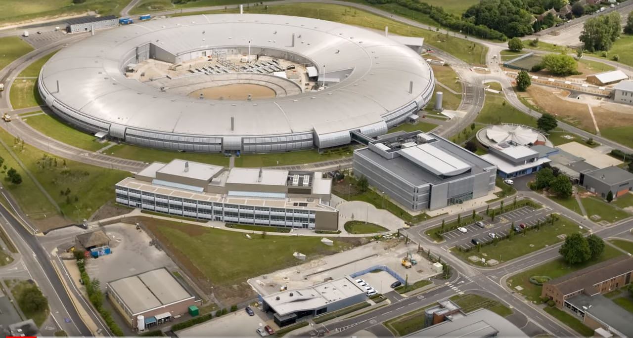 The Research Complex at Harwell (RCaH): Within the Heart of Science at RCaH